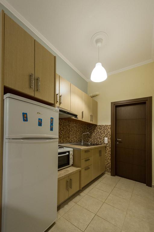 Kefalas Apartments Парга Экстерьер фото